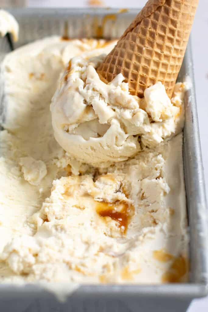 No-Churn Tahini Caramel Ice Cream 