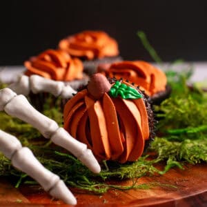 Pumpkin Halloween Cupcakes