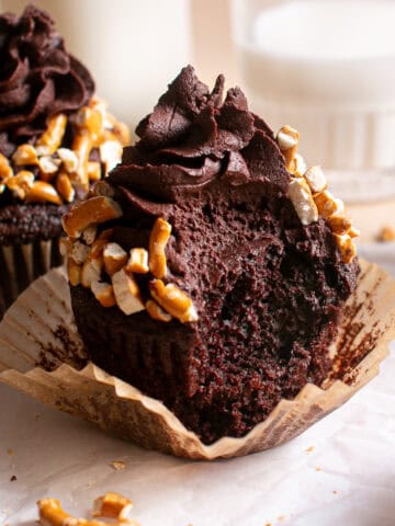 Salted Chocolate Cupcakes with pretzels.