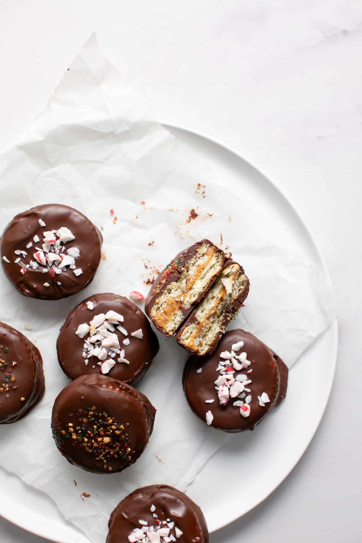 Peanut Butter Chocolate Cracker Cookies No bake cookie recipe. 