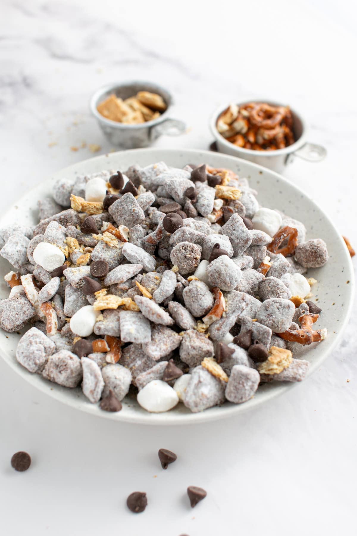 S'mores Puppy Chow with graham crackers.