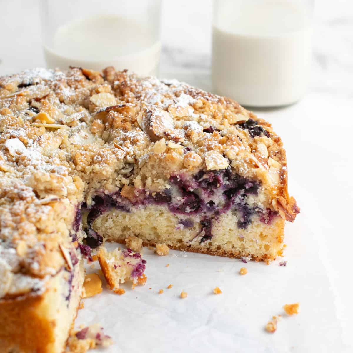 Easy Blueberry Almond Crumble Cake Recipe
